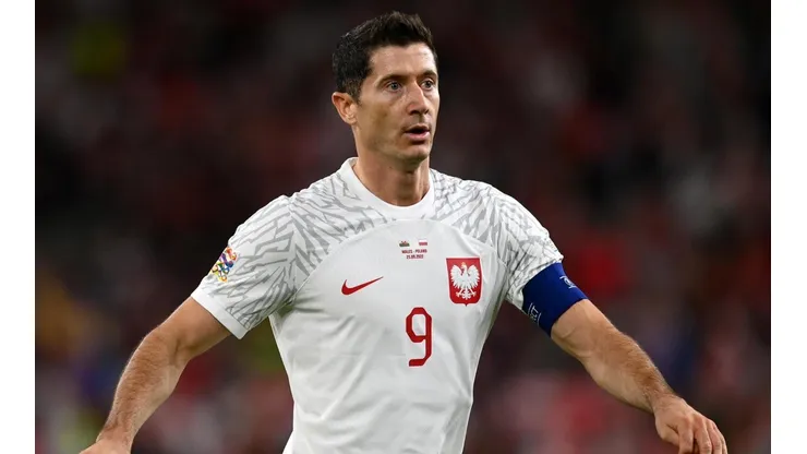 Foto: Dan Mullan/Getty Images - Lewa venceu a Chuteira de Ouro da última temporada europeia.