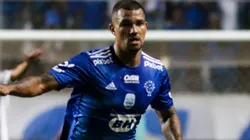 Zé Ivaldo pode não continuar no Cruzeiro (Foto: Fernando Moreno/AGIF)