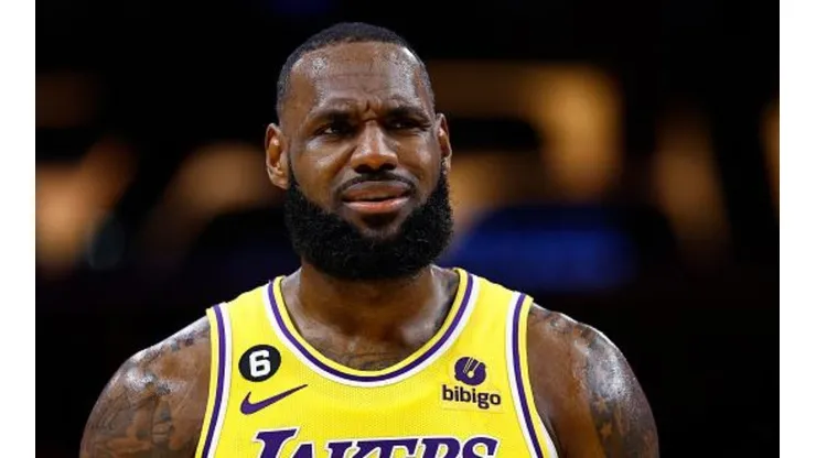 LeBron está em sua 20ª temporada na NBA