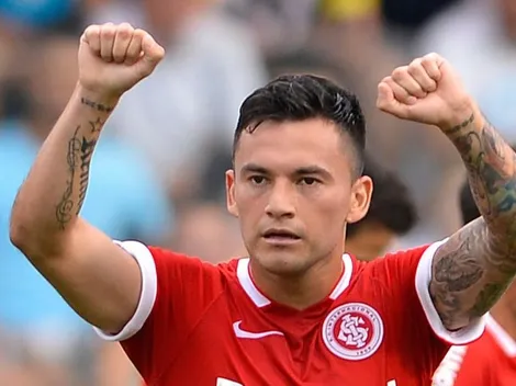 "R$ 1 milhão/mês": Após 'não' do Flamengo, empresário de Aránguiz expõe situação junto ao Internacional