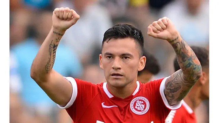 Foto: Mauro Horita/AGIF - Aránguiz é desejado pelo Internacional.