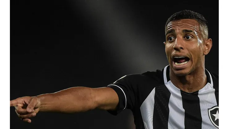 Victor Sá manda a real e entrega estratégia de Luís Castro para reta final da temporada
