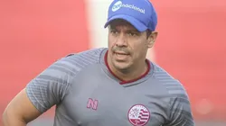 Foto: Tiago Caldas/ "Grande reformulação"; Equipe de Dado Cavalcanti no Náutico tem mais uma saída confirmada.