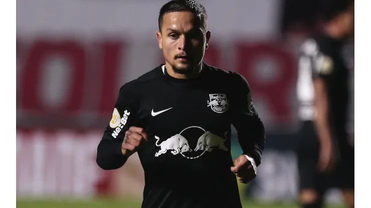Foto: Ettore Chiereguini/AGIF - Artur deseja sair do Bragantino e Corinthians é um dos interessados