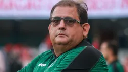 Gabriel Machado/AGIF - Guto Ferreira, técnico do Coritiba