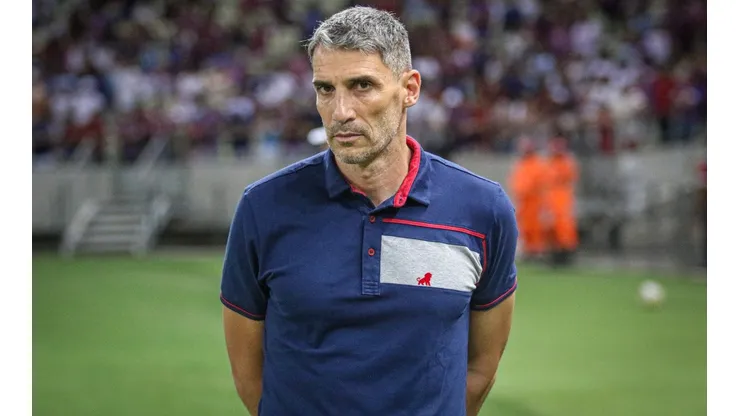 Lucas Emanuel/AGIF - Negociação com Vojvoda chega à torcida do Vasco