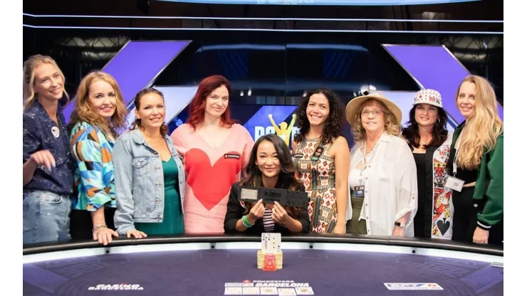 Mesa final do Platinum Pass para mulheres do EPT Barcelona (Foto: Divulgação/PokerStars)