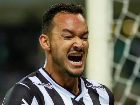 “Essa revolta...”; Réver não se intimida e manda real para torcida do Galo