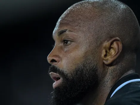 Chay encerra silêncio sobre futuro da carreira e revela conversa com Botafogo