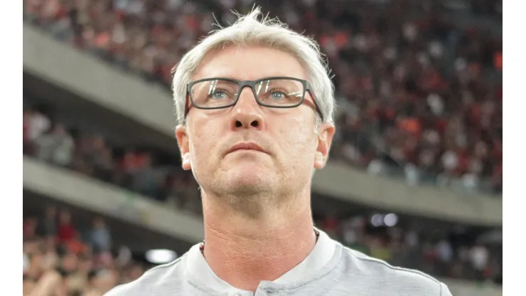 Foto: João Vitor Rezende Borba/AGIF - Vasco têm nomes de treinadores para 2023