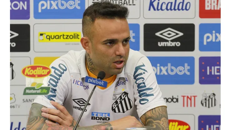 Foto: Fernanda Luz/AGIF - Luan não vem sendo muito aproveitado no Santos