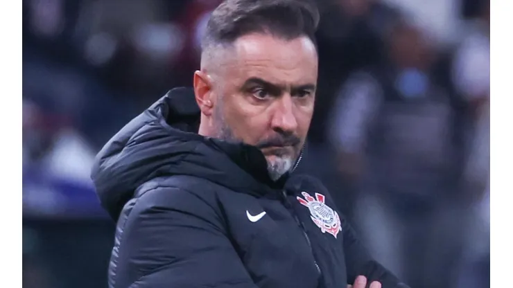 Agif/Marcello Zambrana - Vítor Pereira pode deixar o Corinthians