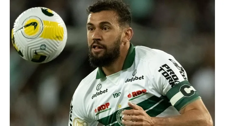 Foto: Jorge Rodrigues/AGIF - Castán será titular contra o Flamengo
