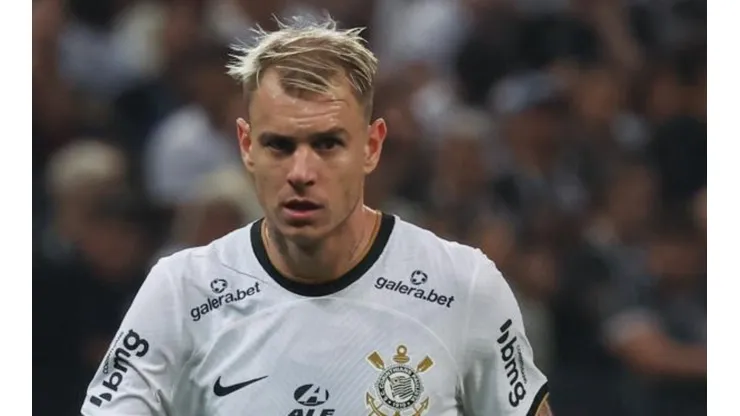 Foto: Marcello Zambrana/AGIF - Róger Guedes é titular do Corinthians