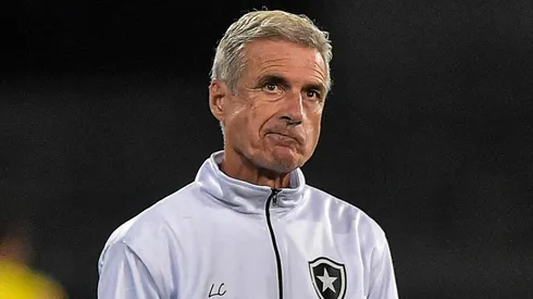 Thiago Ribeiro/AGIF - Luís Castro, técnico do Botafogo