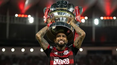 Jorge Rodrigues/AGIF. Vidal não deixa barato e responde Roberto Carlos