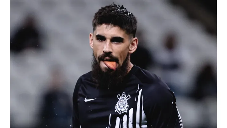 Foto: Ettore Chiereguini/AGIF - Bruno Méndez voltou de empréstimo no meio de 2022.
