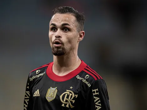 Michael 'esquece' Fla e clube da Série A aparece como destino improvável do atacante