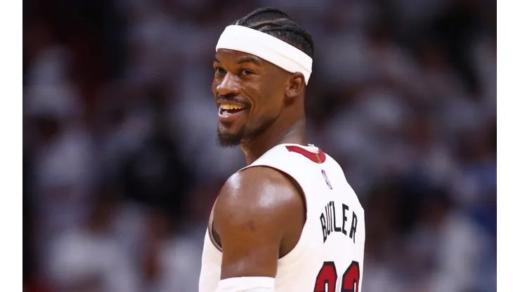 Foto: Michael Reaves/Getty Images - Astro da NBA, Jimmy Butler turbinou santistas nas redes com admiração pelo Peixe