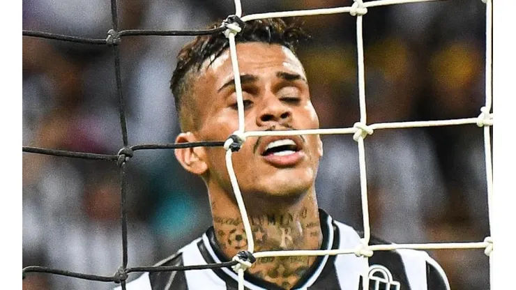 Foto: Kely Pereira/AGIF - Richard sofre ameaça de morte