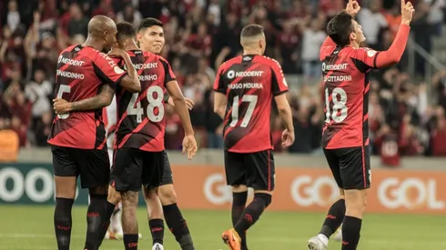 Foto: Robson Mafra/AGIF - O Athletico terá desfalque nas últimas partidas do Brasileirão