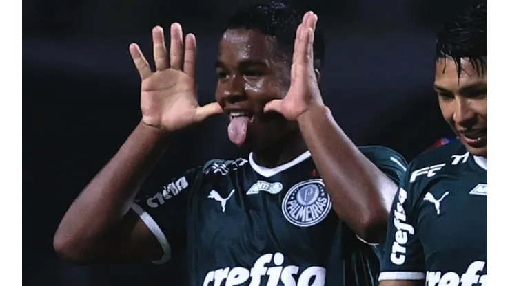 Foto: Marcello Zambrana/AGIF - Endrick: joia é destaque no Palmeiras