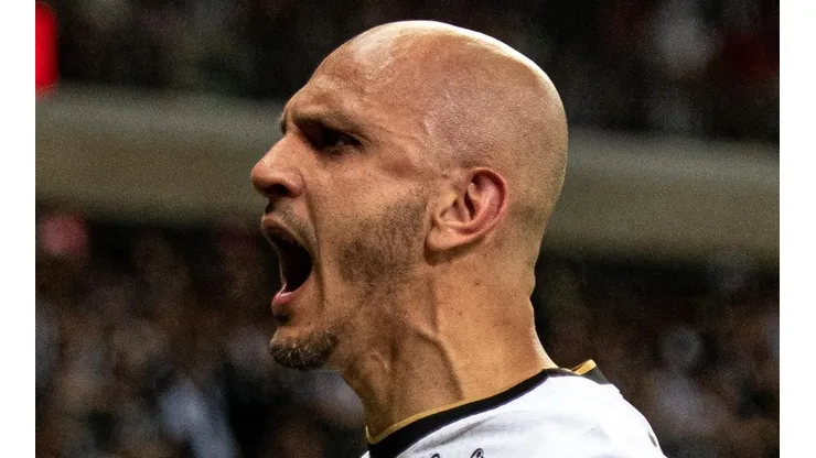 - Fábio Santos