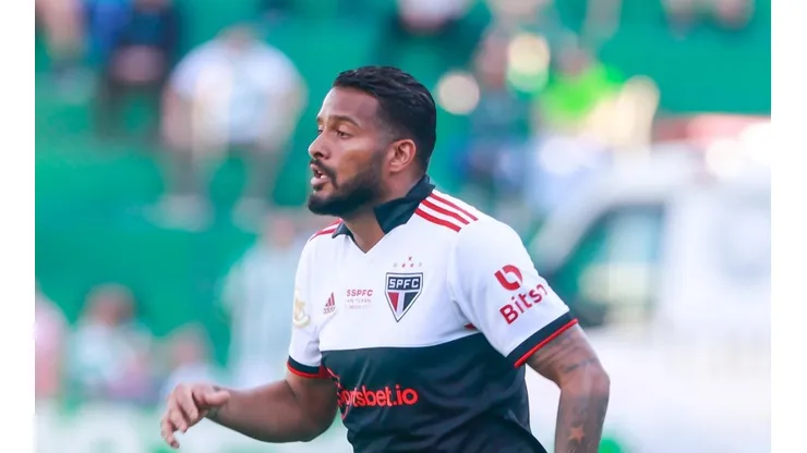 Luiz Erbes/AGIF - Reinaldo, lateral do SPFC.