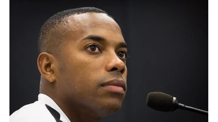 - Robinho, ex-jogador do Ssntos