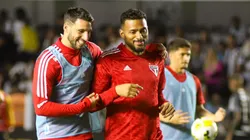 Fernanda Luz/AGIF - Reinaldo e Calleri no pré-jogo do SPFC.