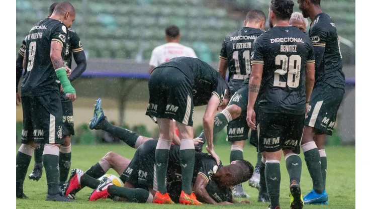 Foto: Fernando Moreno/AGIF - América-MG ajudou o Palmeiras a conquistar o Brasileirão