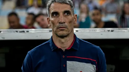 Foto: Thiago Ribeiro/AGIF - Vojvoda é um dos nomes sondados pelo Santos para 2023