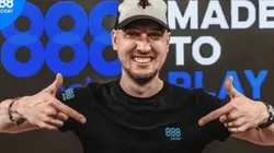 Ian Simpson abordou um tema importante do poker presencial (Foto: Divulgação/888poker)