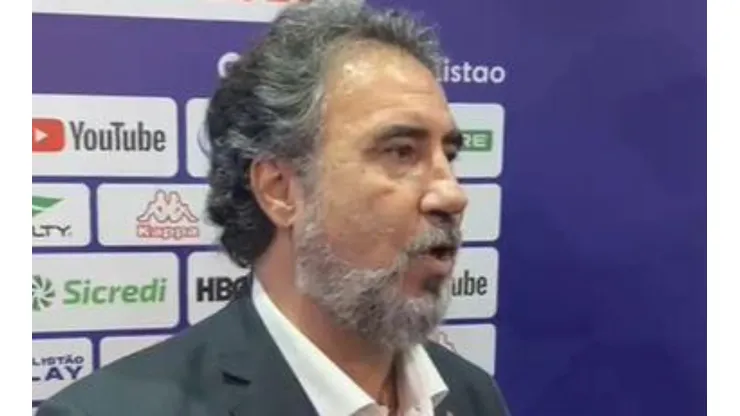 Foto: Reprodução/Alexsander Vieira - O presidente da Portuguesa concedeu entrevista para Alexsander Vieria, do BolaVip Brasil