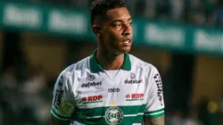 Foto: Gabriel Machado/AGIF - Alef Manga tem seis gols no Brasileirão