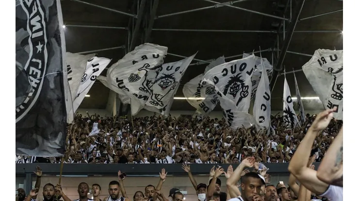 "Ninguém impede de ver o Galo"; Torcida do Atlético tem atitude 'inusitada' para acompanhar o jogo contra o São Paulo
