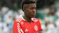 Foto: Robson Mafra/AGIF - Vitão: contrato com o Inter vai até a metade de 2023