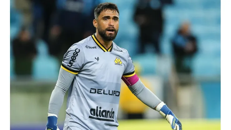 Pedro H. Tesch/AGIF - Gustavo, goleiro do Criciúma