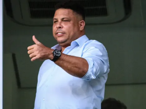 Ronaldo toma decisão sobre futuro de Chay, que ainda pertence ao Botafogo