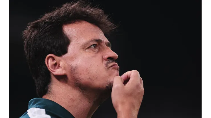 Diniz explica escalação de Cris Silva e analisa disputa na lateral-esquerda do Fluminense
