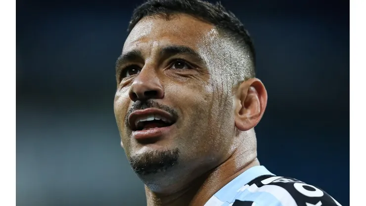Foto: Pedro H. Tesch/AGIF - Torcida do grêmio quer artilheiro para o lugar de Diego Souza