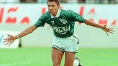 Foto: Acervo Pessoal Amoroso/Instagram - Amoroso fez 19 gols no Brasileirão de 1994