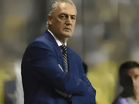 Por pedido de Gustavo Alfaro, São Paulo libera defensor ao futebol gringo