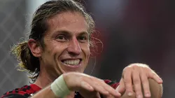 Foto: Thiago Ribeiro/AGIF - Filipe Luís agitou a torcida do Flamengo.