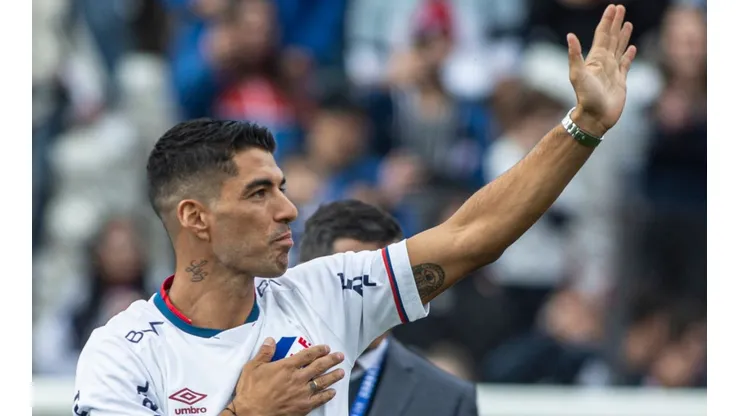 Striker Luis Suarez Returns to His Boyhood Uruguayan Club Ahead of World Cup