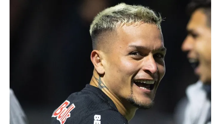 Foto: Diogo Reis/AGIF - Artur foi um dos pedidos vistos nas redes sociais.
