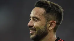 Foto: Thiago Ribeiro/AGIF - Éverton Ribeiro não conseguiu segurar a risada com as provocações de Gabigol