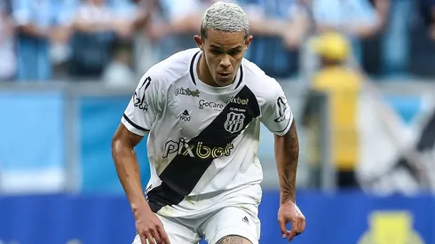 Foto: Foto: Pedro H. Tesch/AGIF - Wallisson em ação pela Ponte Preta