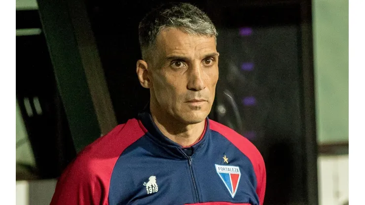 Foto: Robson Mafra/AGIF - Treinador quer vencer para seguir brigando por vaga na Libertadores de 2023.
