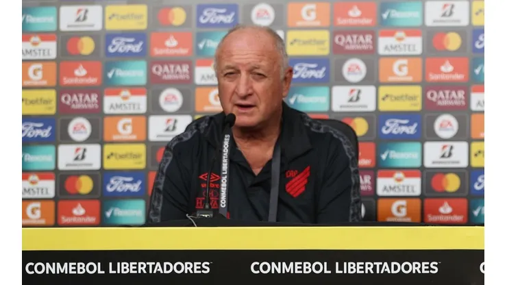 Foto: Bruno Baggio/athletico.com.br/Divulgação - Felipão: técnico elogiou elenco do Athletico